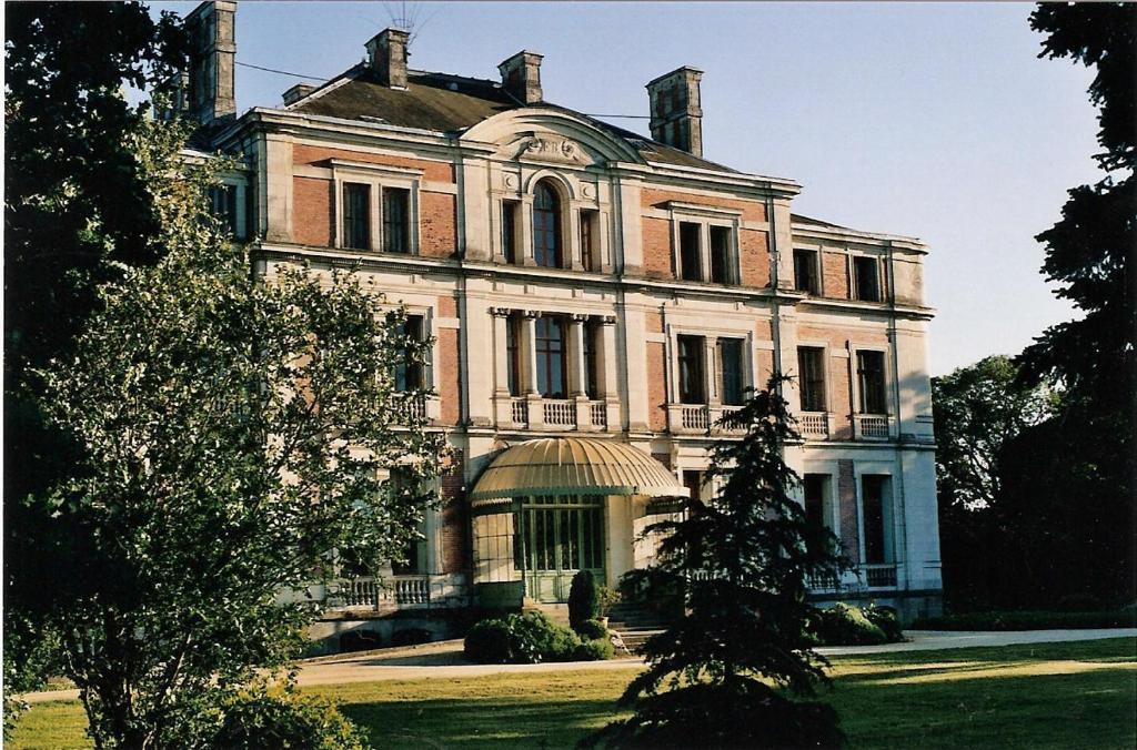 Palais Briau Loireauxence Exterior foto